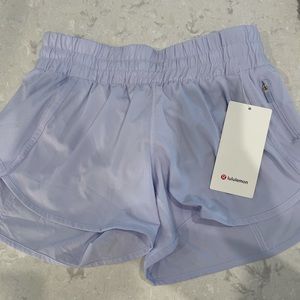 Lululemon Tracker shorts 4’